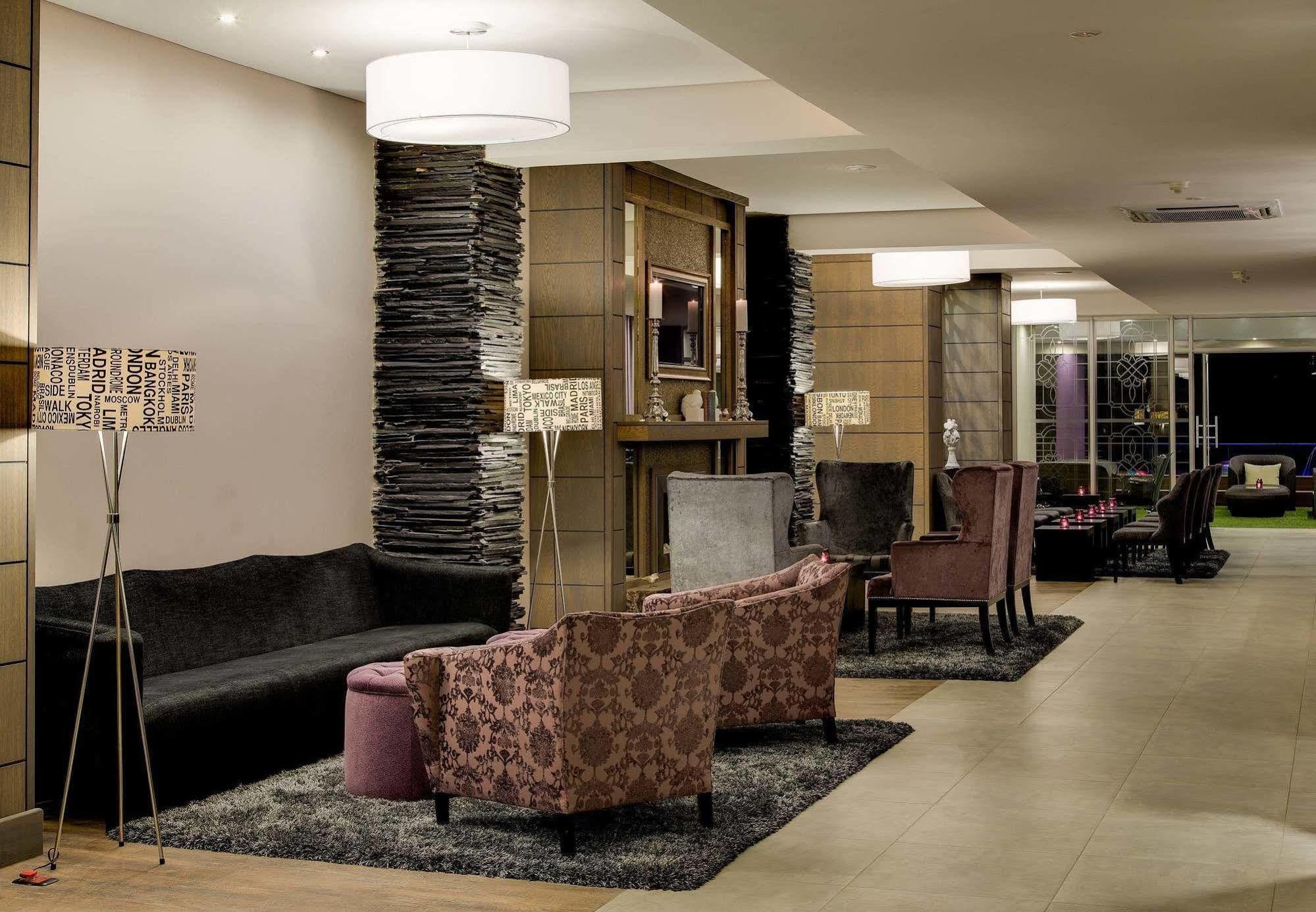 Anew Hotel Hatfield Pretoria-Noord Εξωτερικό φωτογραφία