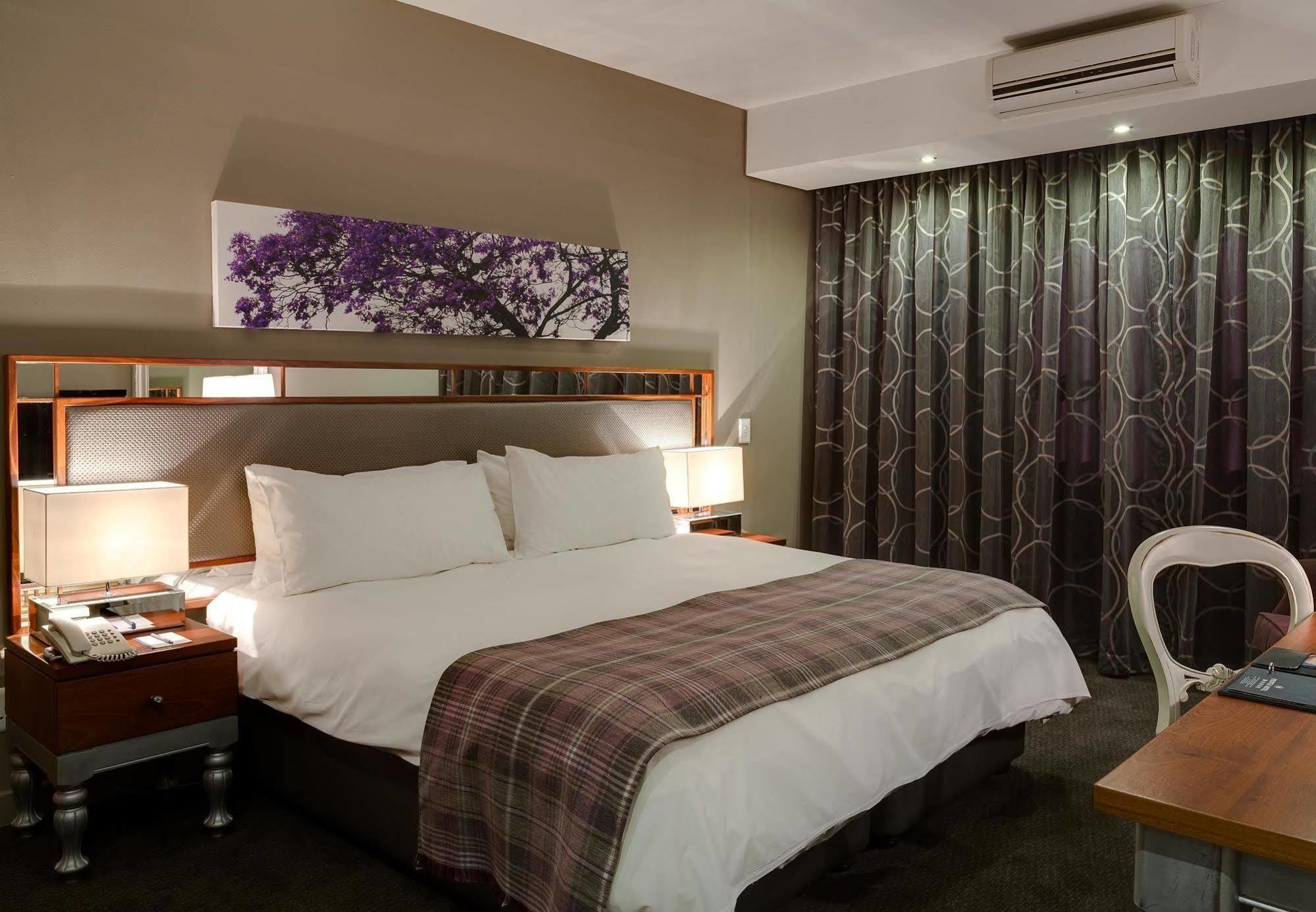 Anew Hotel Hatfield Pretoria-Noord Εξωτερικό φωτογραφία