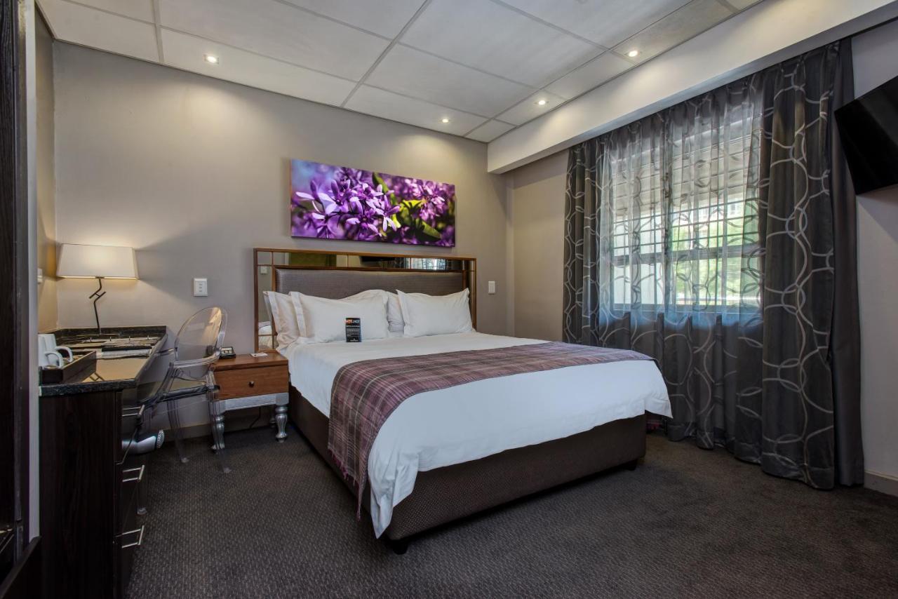 Anew Hotel Hatfield Pretoria-Noord Εξωτερικό φωτογραφία